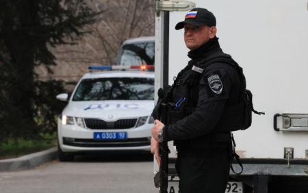 _militsiya_dps_shchos_stalos_krim_gettyimages_2054825442_4c5977876_23.02.26