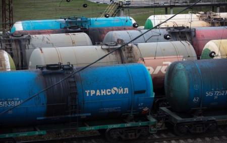 _nafta_transoil_tovarnyak_tsisterna___gettyimages_1211156709_f855f68d53abfa_10.04.26
