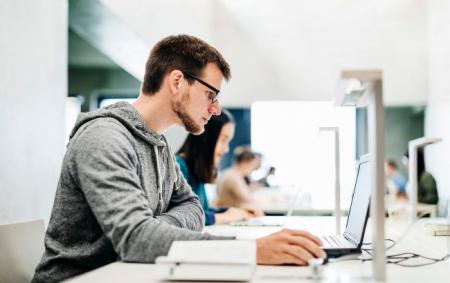 Від IT до defense tech: які професії стануть найбільш перспективними після війни