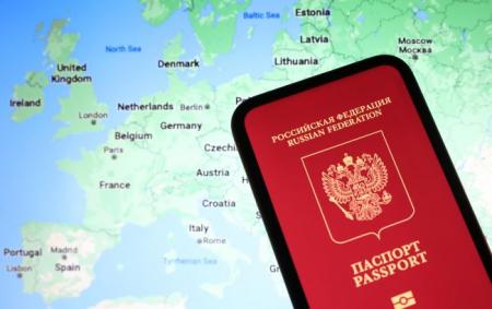 _pasport_evrosoyuz_shengen_turisti_gettyimages_1242854426_d5448999bda8a_07.05.26