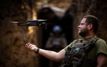 _viyskoviy_bezpilotnik_fpv__donetska_oblast_lito_2025_gettyimages_2220252848_08_26.04.26