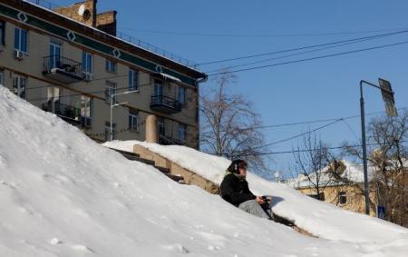 _zima_cholovik_shodi_sontse_kiyiv_2026_gettyimages_2260201964_fc5de0c21_20.02.26