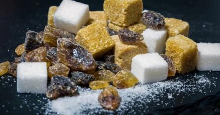 Ціни на цукор у світі впали до п’ятирічного мінімуму: в чому причина