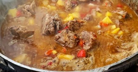 Рецепт шурпи по-кримськотатарськи у казані — як відтворити автентичний смак