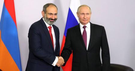 Путін лякає Вірменію «українським сценарієм» і вимагає референдуму