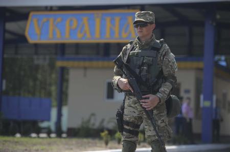 Пограничники не пустили в Украину 12 моряков РФ