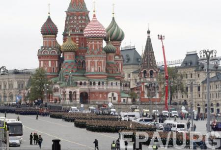 6 мая на Красной площади в Москве отрепетировали парад 