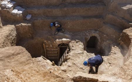В Ізраїлі археологи розкопали у пустелі розкішний стародавній маєток