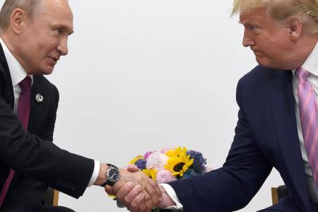 В Кремле оценили переговоры Путина с Трампом 
