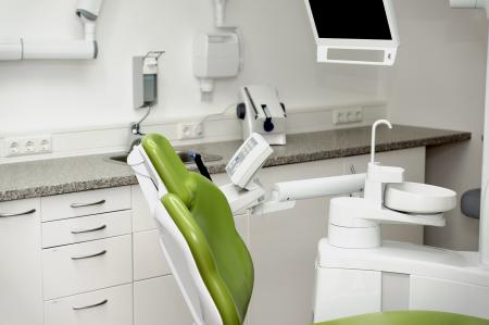 dental-chair-5695764_1280