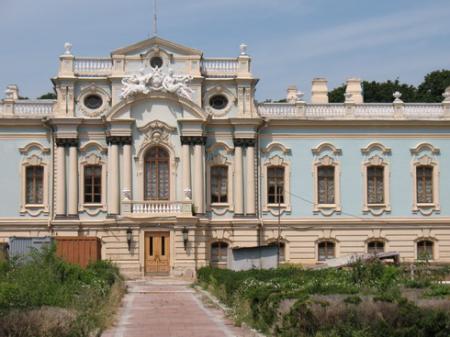 Президентский дворец реконструируют за 1,5 миллиона гривен
