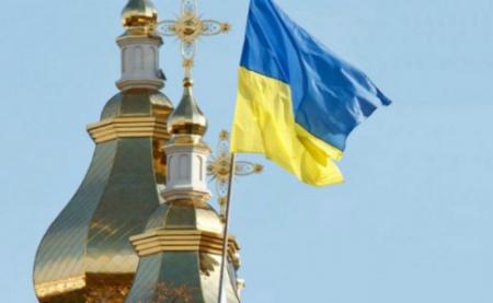 Все меньше украинцев верят в Бога – опрос