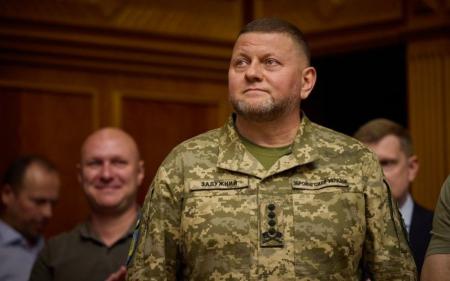 Стаття Залужного спонукає Захід до перегляду військової допомоги Україні – Politico