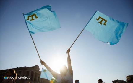 Українці вдвічі краще ставляться до кримчан, ніж до жителів окупованого Донбасу
