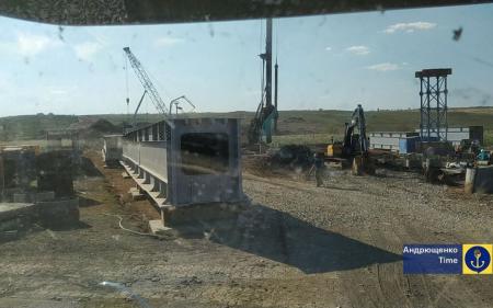 РФ будує залізничне сполучення з Маріуполем, Волновахою і Донецьком: Андрющенко вказав на небезпеку