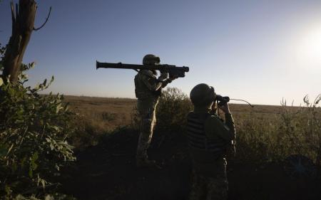 Україна не може обійтися без зброї НАТО: міністр назвав причину