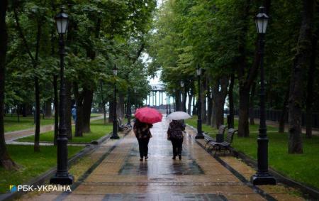 Дощі накриють частину України, а спека потроху спадає: прогноз погоди на вихідні
