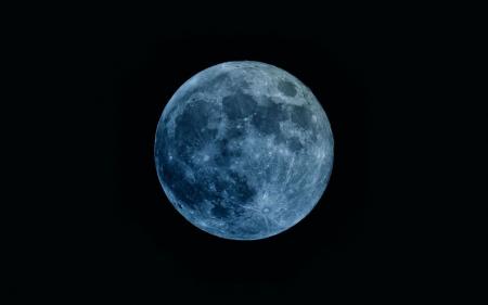 Блакитний Місяць у серпні: як і коли можна побачити яскраву суперповню