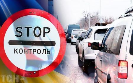 В Україні хочуть дозволити всім чоловікам виїжджати за кордон: що пропонують депутати та які можуть бути наслідки