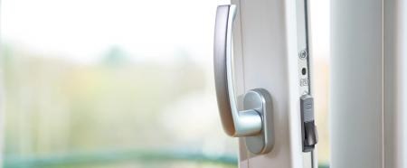 fenstersysteme_beschlaege_fuer_kunststoff_titan_af_head1