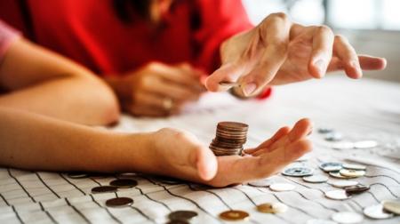 Финансовая грамотность: что каждый школьник должен знать о деньгах