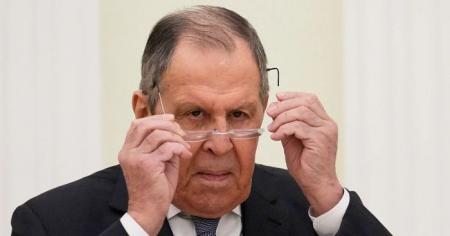Лавров відкинув перемир’я в Україні, приплівши сюди 