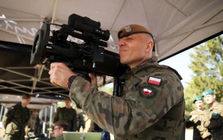 __viyskoviy_teritorialna_oborona_granatomet_carl_gustaf_m4_gettyimages_2236465263_38db7882f076f2a823d6295_15.07.26