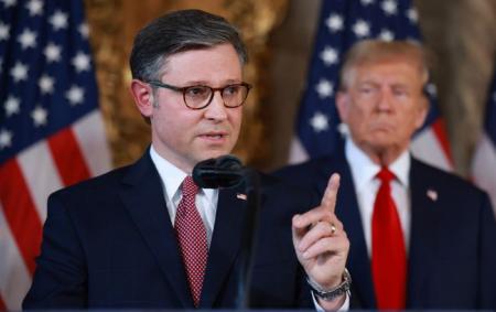 _dzhonson_donald_tramp_gettyimages_2148449818_239bc213eb519deb7f2cad3f4dbba4_21.10.26