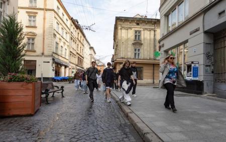 _proholoda_vologa_brukivka_pidlitki_v_rusi_lviv_lito_osin_gettyimages_2220309940_459b93cc9fdc707c8709e8e5613b0ad_19.09.26
