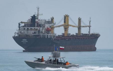 _protoka_korabel_tanker_gettyimages_2150291455_1_0ebe525f533629fcd70af6b3d_15.08.26