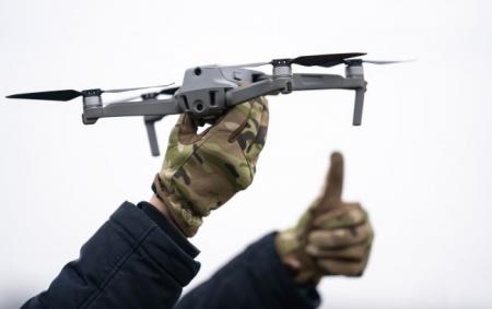 _viyskoviy_dron_navchannya_gettyimages_2114749611__2__f403b8ee58d09c2c788c9455e_28.07.26