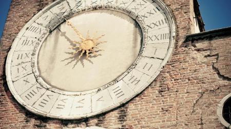 Гороскоп на 6 вересня для всіх знаків: на кого чекають гроші та рідкісний шанс, а кому варто пригальмувати