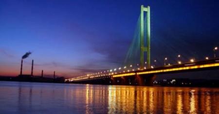 Чи впадуть мости в Києві, якщо РФ бомбитиме їх ракетами: експерт оцінив реальну загрозу