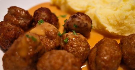 Чому варто додавати крохмаль у фарш для фрикадельок: азіатський секрет надзвичайно ніжної й соковитої текстури