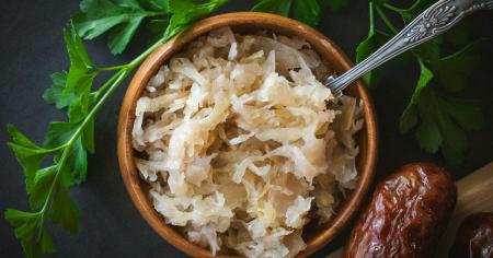 3 фатальні помилки під час квашення капусти: замість соковитого хрусткого закушування отримаєте кислу кашу