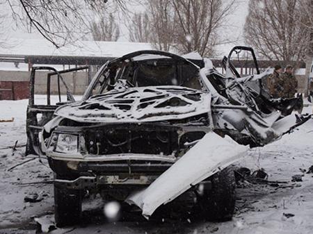 В Луганске взорвался автомобиль с главарем 