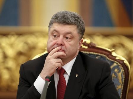 Порошенко за час до 