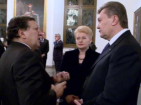 Арбузова и Януковича в Вильнюсе отождествляли со средневековым барством – Герасимьюк