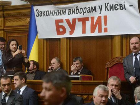 Выборы в Киеве: август, октябрь или никогда?