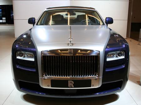 Rolls-Royce-Ghost-HD-Wallpaper
