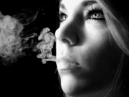 Smoke_girl