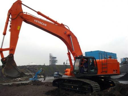 hitachi-zx650-lc3