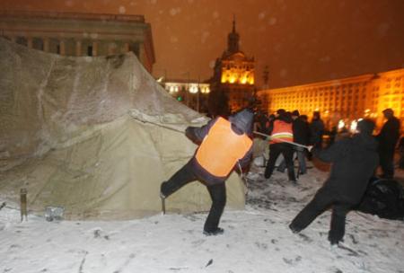 Колесникова назвали главным виновником повреждения имущества в центре Киева