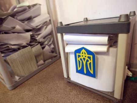 На новые выборы в Украине нет ни единой копейки