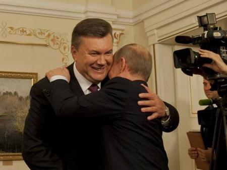 Мир хижинам, война дворцам: почему Путина ожидает судьба Януковича