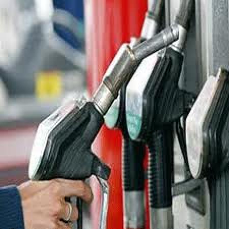 Запасы бензина в Украине снизились до критического минимума