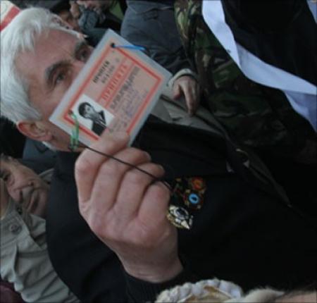 Донецкие «чернобыльцы» свернули акцию протеста