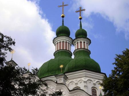 Четверть украинцев хотят объединения православных церквей в одну независимую - опрос