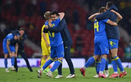 Українці не зможуть прилетіти на матч проти Англії в 1/4 фіналу Євро