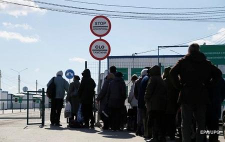 Админграница с Крымом закрыта: кого пропустят